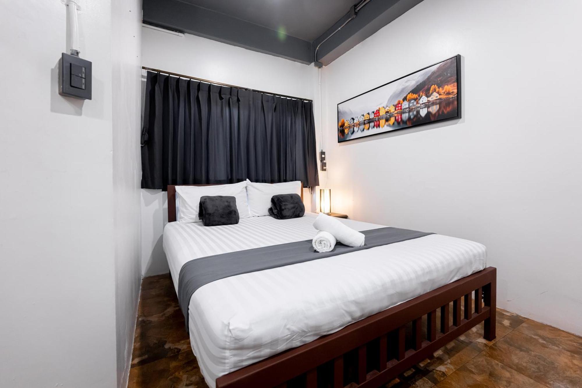 Vibes Hostel Bangkok Exterior foto